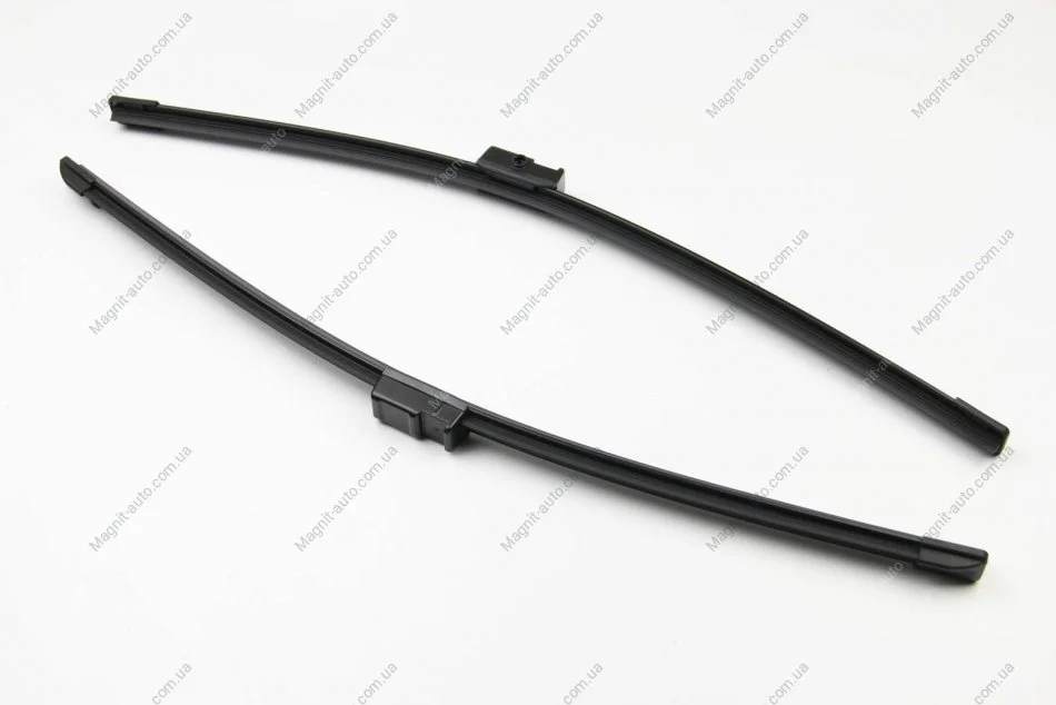 Щетки стеклоочистителей AEROTWIN BOSCH 3397118925 (фото 1)