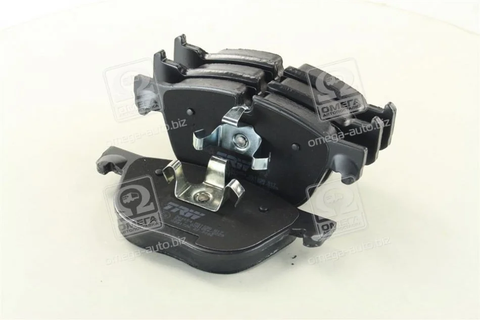Колодки тормозные, передние, BMW X5 (E70, F15), X6 (E71, F16) 07- TRW GDB1726 (фото 1)
