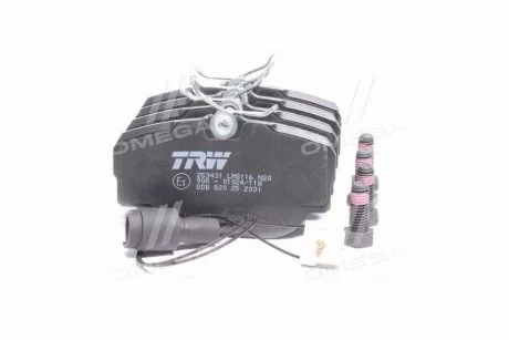 Комплект тормозных колодок, дисковый тормоз TRW GDB820
