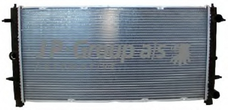 Радиатор, охлаждение двигателя JP GROUP 1114206400 (фото 1)