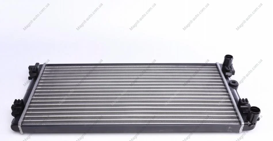 Радиатор системы охлаждения двигателя NRF 53024A (фото 1)