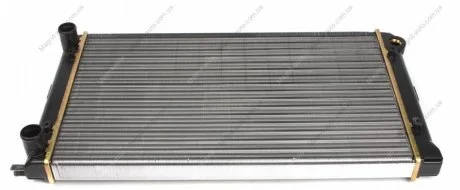 Радіатор охолодження, VOLKSWAGEN Golf 08/1983> NRF 509501