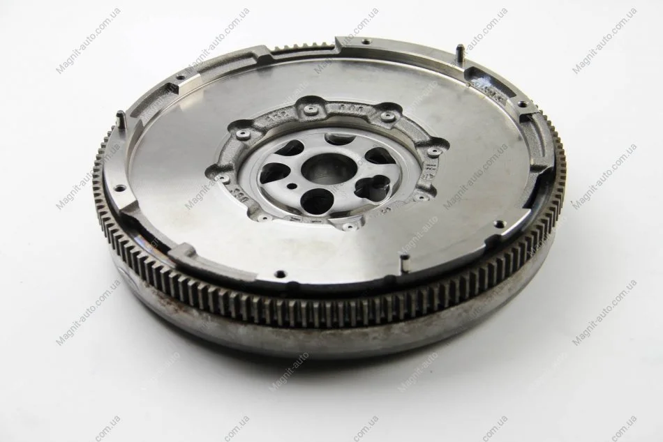 Сцепление комплект с маховиком, VAG 2.0TDI 03-10 (version) SACHS 2289601002 (фото 1)
