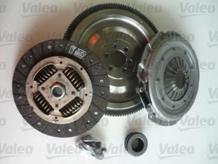 Зчеплення компл. + маховик AUDI/VW A4-6/Passat "1,8-1,9 "95-05 Valeo 835005