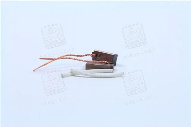 Комплект угольных щеток BOSCH 1127014017 (фото 1)