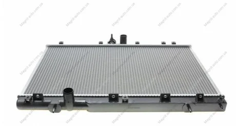 Радиатор системы охлаждения VALEO Valeo 735203