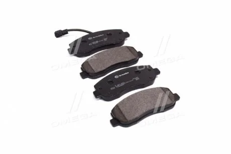 Гальмівні колодки пер. Renault Master III/Opel Movano 10- BREMBO P68062