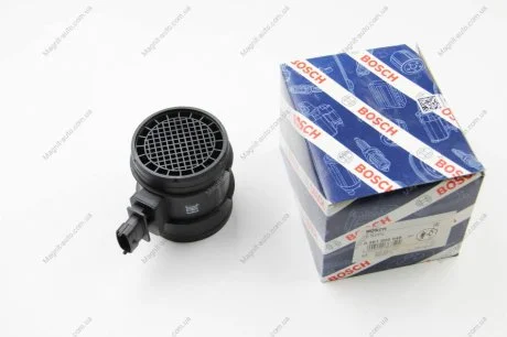 Витратомір повітря ALFA ROMEO/FIAT/IVECO 159/166/Spider/Ducato/Daily \'\'2,3-3,0 \'\'05>> BOSCH 0281006048