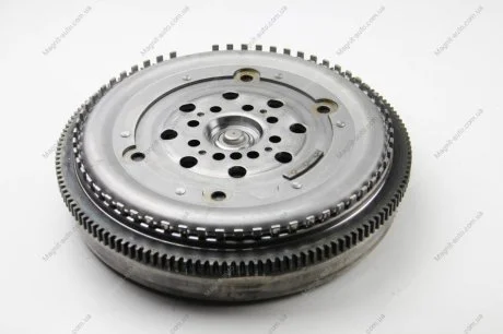 Маховик, OM646 2.2CDI LuK 415024210