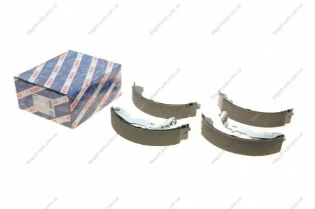 Колодки гальмівні бар. RENAULT Duster \'\'1,5-2,0 \'\'10>> -\' BOSCH 0986487774