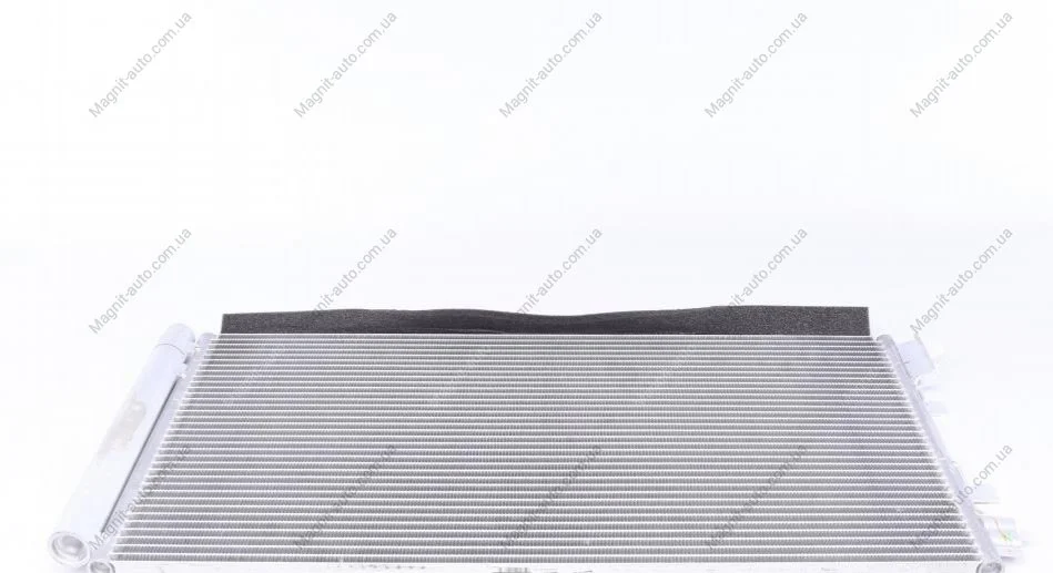 Радіатор кондиціонера Renault Fluence/Scenic III/Megane III 08- Valeo 814187 (фото 1)