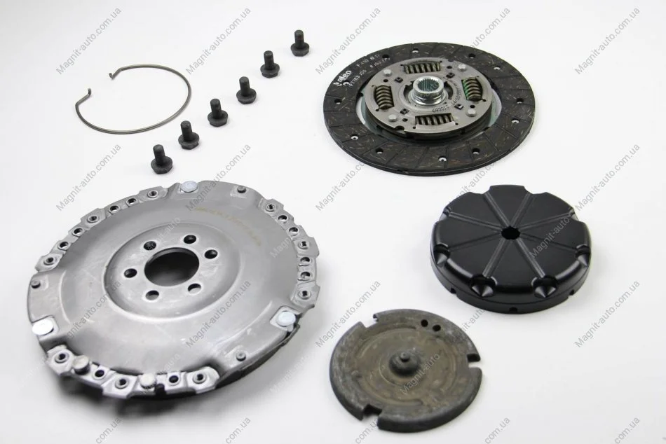 Сцепление (к-кт.) 1.9SDI 96-03 Valeo 821494 (фото 1)