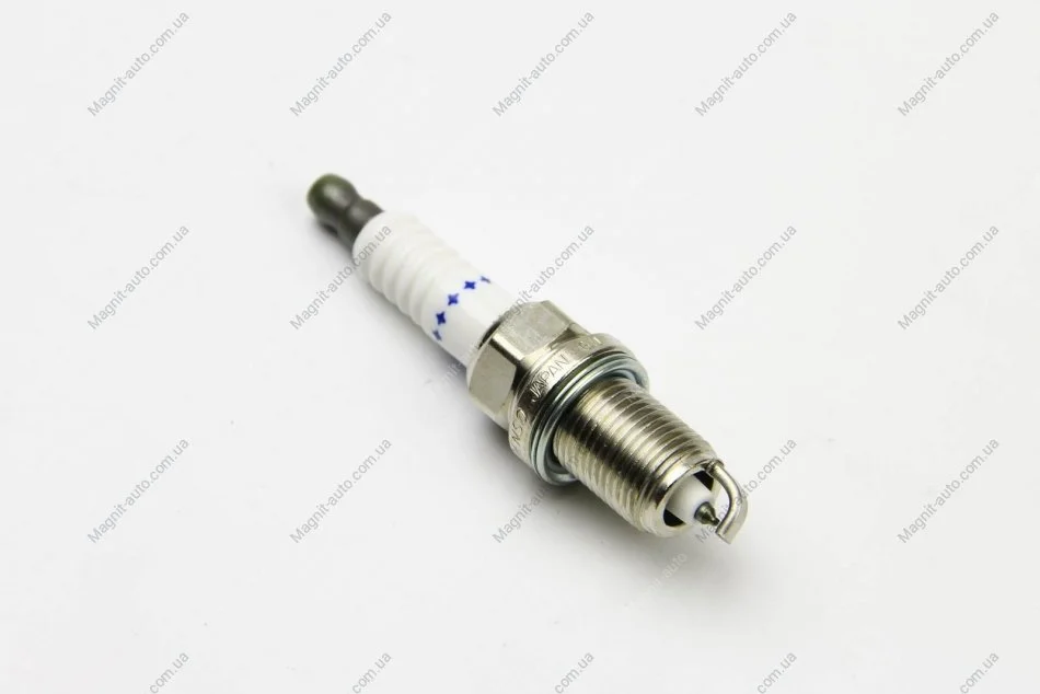 Свеча зажигания DENSO PKJ20CR8 (фото 1)