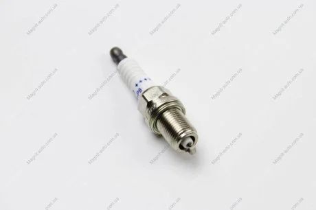 Свеча зажигания DENSO PK20PRP8