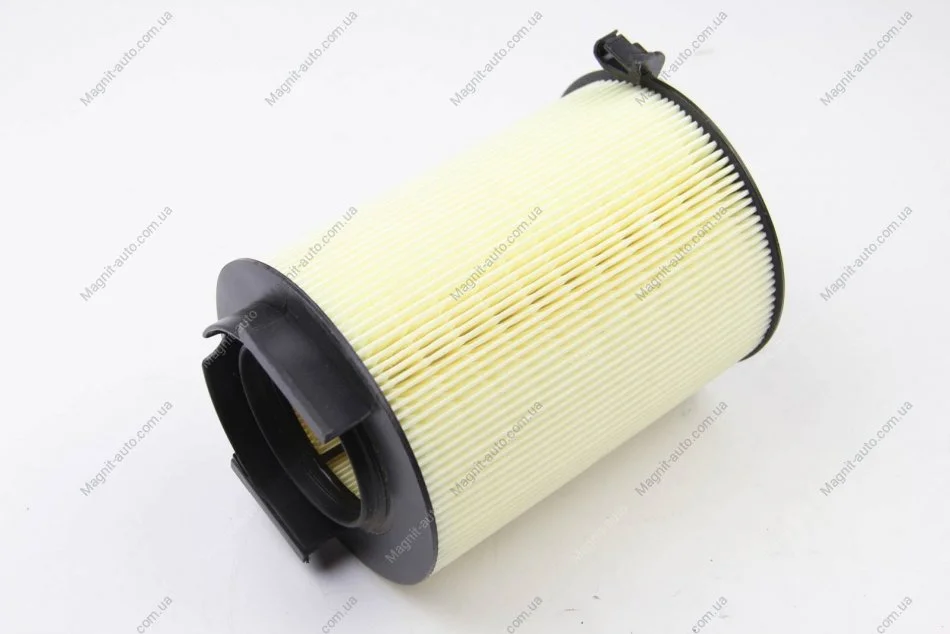 Фільтр повітряний Audi A3/ VW Caddy III, Golf, Jetta/ Seat Leon, Toledo/Skoda Octavia 03- (68х136х221) Asam ASAM 70282 (фото 1)