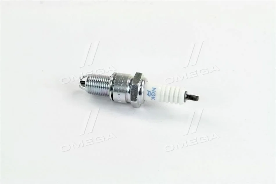 Свеча зажигания AUDI 80 VW GOLF II 1.6 83-92/PASSAT 3 1.6 88-92 (3-Ground) (произ-во) NGK BUR5ET-10 (фото 1)