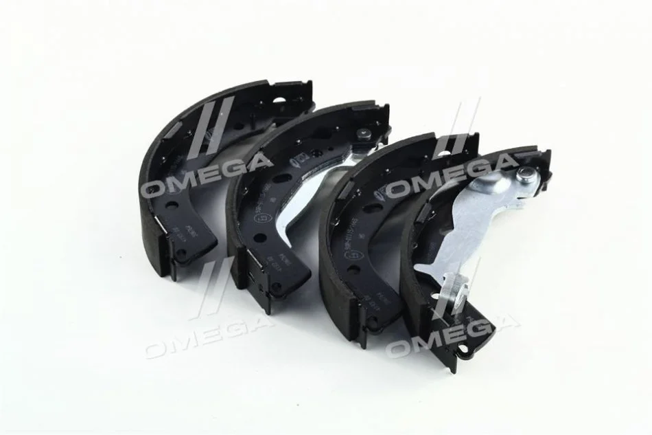 Колодка гальм. барабан. HYUNDAI GETZ 1.1, 1.4, 1.6, 1.5CRDI (пр-во Remsa) REMSA 4193.00 (фото 1)