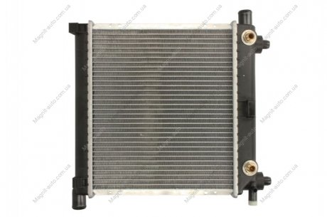 Радиатор охлаждения MERCEDES C-CLASS W201 (82-) 190E NISSENS 62550