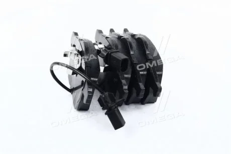 Колодка тормозов. диск. AUDI A4 00-08, A6, PASSAT 00-05 передний. RIDER RD.3323.DB1307