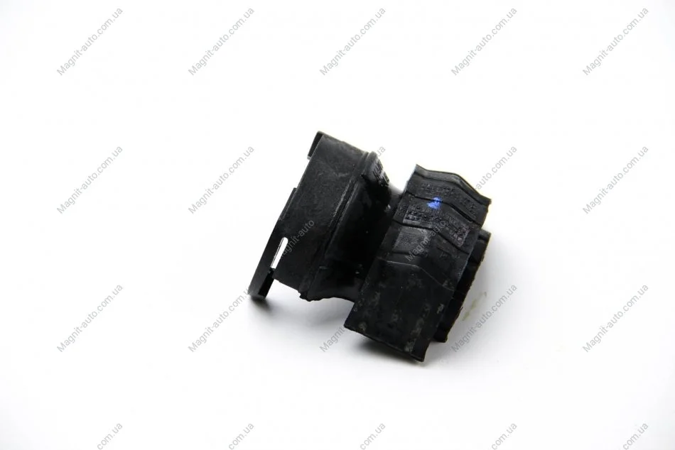 Втулка стабилизатора VW Touareg "F "02-10 LEMFORDER 37475 01 (фото 1)