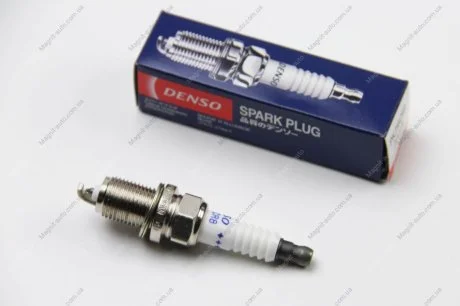 Свічка запалювання Denso Platinum Longlife DENSO PKJ16CR8