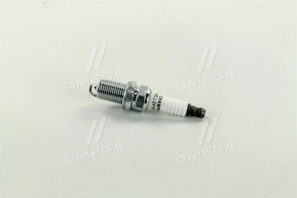 Свеча зажигания PLATINUM HYUNDAI SONATA IV (EF) 98-05/MERCEDES-BENZ C-CLASS (W203) 00-07 CHAMPION OE191/T10 (фото 1)