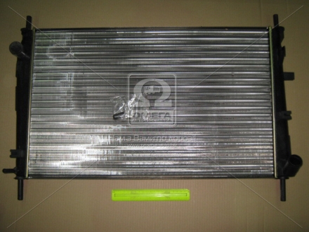 Радиатор охлаждения FORD MONDEO (96-) 1.6-2.0 NISSENS 62104 (фото 1)