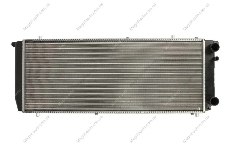 Радиатор охлаждения AUDI 100 (C3) (82-) 1.8 (пр-во Nissens) NISSENS 604201 (фото 1)