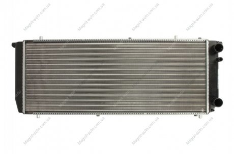 Радиатор охлаждения AUDI 100 (C3) (82-) 1.8 NISSENS 604201 (фото 1)