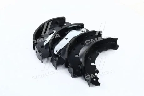 Колодка тормозов. барабан. FORD, MAZDA задн. (произ-во Remsa) REMSA 4137.00
