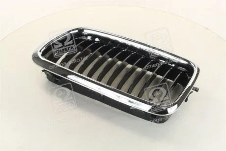 Решетка в капоте лев. BMW 7 E38 (пр-во) TEMPEST 014 0092 911