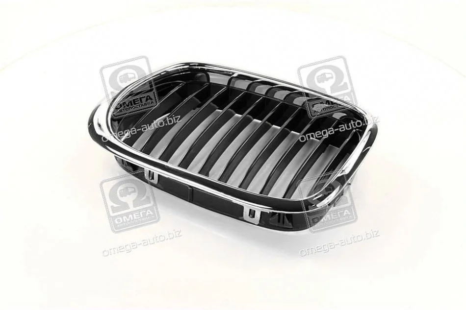 Решетка в капоте лев. BMW 5 E39 (пр-во) TEMPEST 014 0089 991 (фото 1)