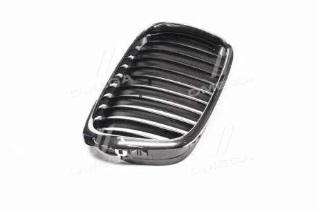 Решетка в капоте пра. BMW 5 E39 (пр-во) TEMPEST 014 0089 990