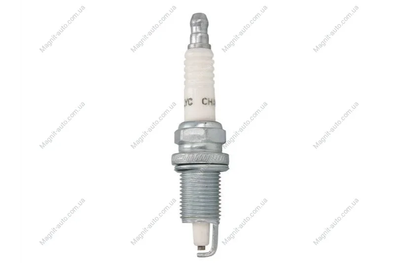 Свічка запалювання Opel Astra (G,H) 1.4, 1.6, 1.8i/ Skoda Fabia (I,II) 1.2, 1.4i CHAMPION OE041/T10 (фото 1)