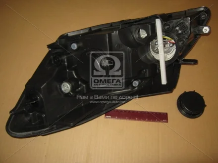 Фара права KIA Ceed (07-) TYC 20-B855-05-2B