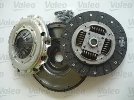 Комплект сцепления с маховиком Valeo 835050