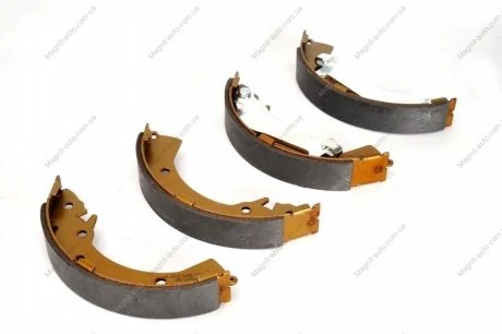 Тормозные колодки барабанные LPR 08670
