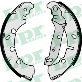 Колодки тормозные, барабанные FORD Courier, Fiesta, Fusion, Puma, 1.25-1.8, 95-12 LPR 08200