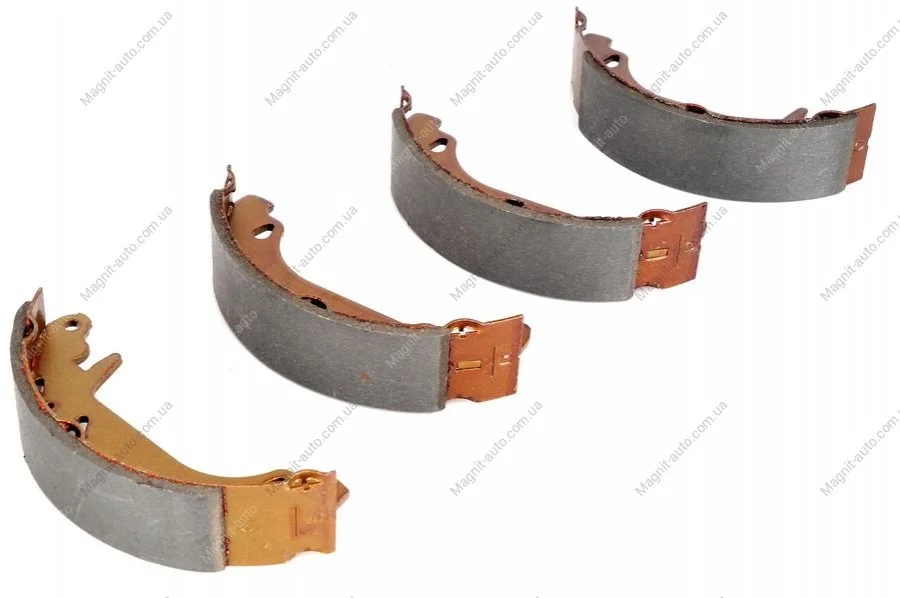 Комплект тормозных колодок из 4 шт. барабанов LPR 04880 (фото 1)