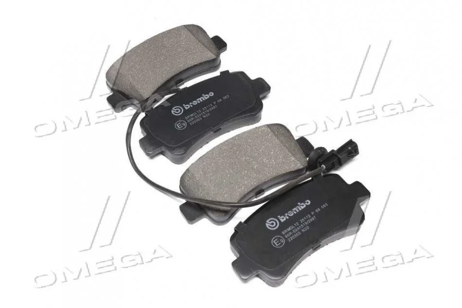 Тормозные колодки зад. Renault Master III/Opel Movano 10- BREMBO P68063 (фото 1)