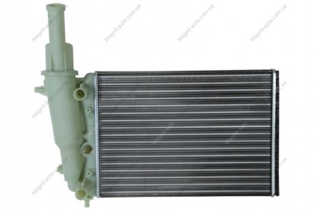 Радиатор, охлаждение двигателя NISSENS 61856 (фото 1)