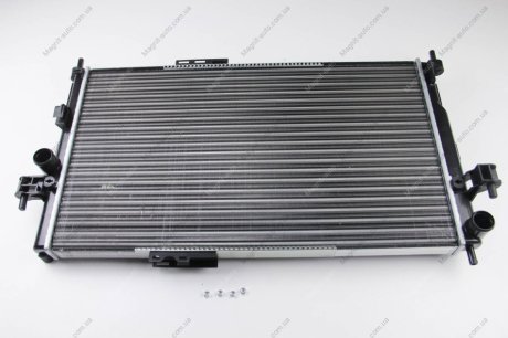 Радиатор воды Combo 1.7DTi 01- (+/- AC) (598x369x32) ASAM 32539