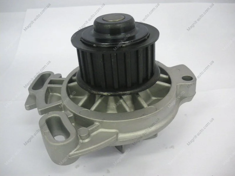 Насос водяной VW Crafter 30-50 06-/LT 28-35 90- 2.4D/2.5D (GWVW06A) GMB GWVW-06A (фото 1)