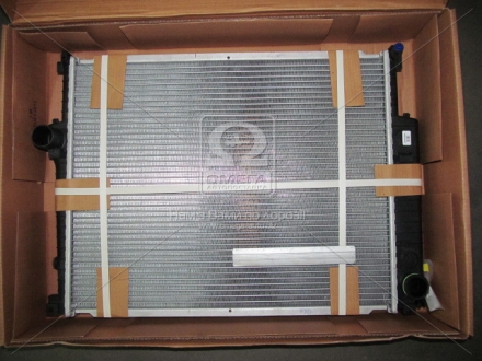 Радиатор охлаждения двигателя BMW 324D/530/730 MT 85-94 AVA COOLING BW2096 (фото 1)