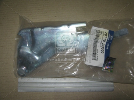 Кронштейн капота лев. HYUN SANTA FE 06-09 MOBIS 791102B000