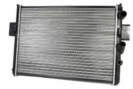 Радіатор двигуна (мкпп) IVECO DAILY II 2.5D/2.8D 01.89-05.99 THERMOTEC D7E003TT