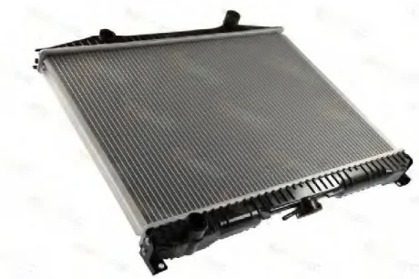 Радіатор двигуна (мкпп) FORD MAVERICK NISSAN TERRANO I, TERRANO II 2.7D 02.89-01.02 THERMOTEC D71014TT
