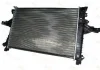 Радиатор двигателя (мкпп) VOLVO C70 I, S60 I, S80 I, V70 II, XC70 I 2.0-3.0 03.97-04.10 THERMOTEC D7V002TT (фото 1)