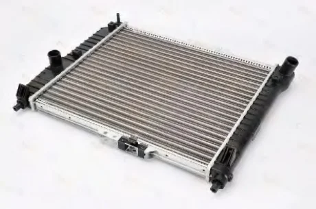 Радиатор двигателя (мкпп) CHEVROLET AVEO / KALOS DAEWOO KALOS 1.2-1.6 09.02- THERMOTEC D70010TT