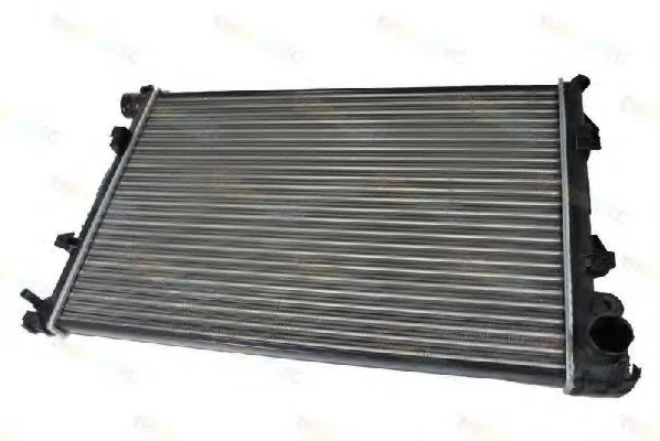 Радиатор, охлаждение двигателя THERMOTEC D7P004TT (фото 1)